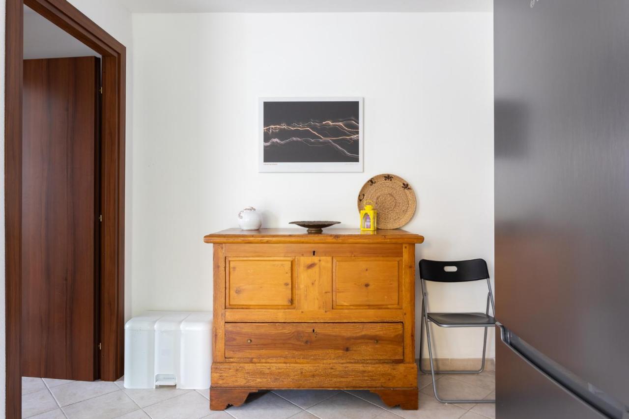 Spacious 3-Bedroom Apartment With Courtyard In Tempio Pausania - Perfect For Families Eksteriør bilde